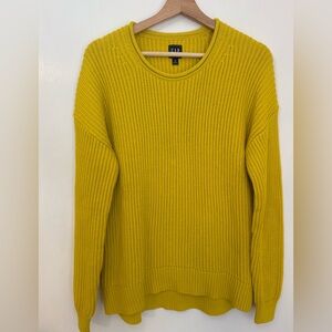 GAP Women's Yellow Crewneck Sweater